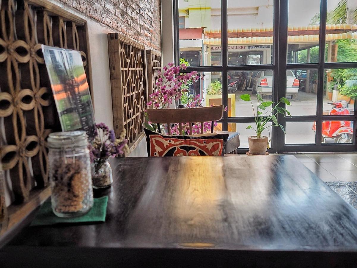 Hp House Cafe' Chiang Mai Exterior foto
